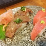 Sushi Yuzunohana - 石垣牛寿司と大トロ寿司の食べ比べ