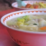 竜丹 - ワンタンメンと激辛ラーメン