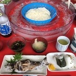 唐船峡 そうめん流し 鱒乃家 - 