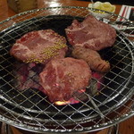 炭火焼肉ホルモンじゅじゅ - 