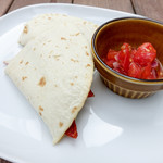 Y.Y.G. Brewery & Beer Kitchen - ケサディーヤ