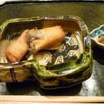 虎白 - スッポン春巻き（撮影前にお箸でさわり一部崩壊）