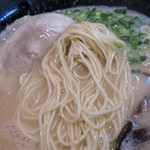 ラーメン まさ - かなり細い麺がボク好み♪ あっさり昔風スープに仕上がってます。