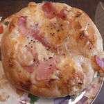 ブランジェ浅野屋 - オニオンベーコンチーズパン