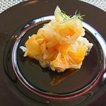 メイン（魚料理：白身魚のエスカペッシュ）