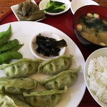 オンネトー茶屋 - 熊笹餃子定食（900円）