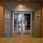 SIGNATURE - 1階のホテル入口