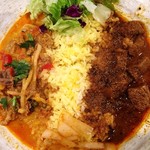 SPICY CURRY 魯珈 - 選べる２種カレー(タイ風レッド：ラム)