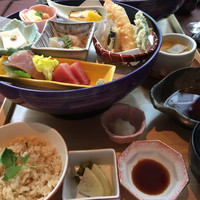 日月火 銀座店 - 蓋を開けるとこんな感じ