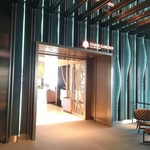 オールデイダイニング オアシスガーデン - 店内の出入口