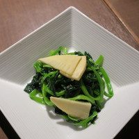 京鼎樓 HANARE店 - 台湾豆苗炒め