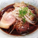 Waraku - ラーメン