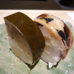 寿斗 ふかがわ - 鯖寿司2種類