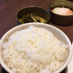 TEPPANYAKI 10 GINZA - 白飯、お新香、半熟玉子
