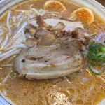 元祖三河味噌ラーメン おかざき商店 - 味噌チャーシュー麺（2代目）