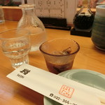 鮨　しらはた - 「浦霞　蔵の華」1.2合 1,300円、お通し（塩辛）250円