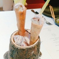 イル ギオットーネ 京都本店 - 力を入れたら崩れそう…