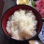 よねさん - よねさんの刺定のご飯（大盛）