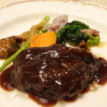 ドゥ・ラパン - 牛ほほ肉の赤ワイン煮