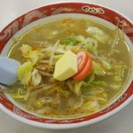 白川食堂 - バターラーメン