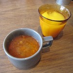 66748481 - スープ＆オレンジジュース