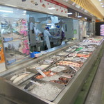 本庄鮮魚センター - 対面コーナー