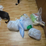 本庄鮮魚センター - 猫寄ってくるｗ