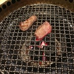 炭火焼肉 成根苑 - 炭火