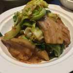 クロモリ - 春キャベツと齋藤豚の回鍋肉