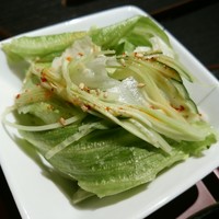 焼肉 しんうち 神楽坂 - サラダ