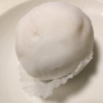 橘屋製菓舗 - パイン大福(税込200円)(2017.05現在)