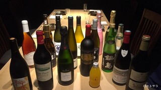 TTOAHISU - ボルドー、ブルゴーニュなどフランス産を中心に銘醸ワインが集う