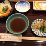 天ぷら ひさご - ランチの温野菜、天つゆ、漬け物。