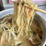 ラーメン工房 くろべぇ - 野菜たっぷり優しい味のラーメンです