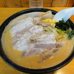 ラーメンだるまや - ネギ味噌チャーシュー（大盛り）・味玉