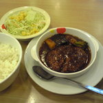 松屋 - 2011/02/04　シチューハンバーグ定食580円959kcal
