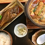 まる岡うどん・味噌煮込みうどん¥1,050