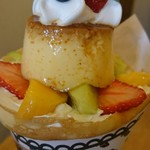 クレープリー チロル - 2017/5    5月限定チロルのプリンアラモードフレッシュフルーツクレープヨーグルトクリーム￥950