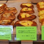 ottoパン - 美味しそうなパンがずらりと