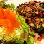 バーン・タム - 