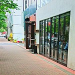 中華香彩JASMINE - 控え目な外観ざんす