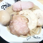 松戸富田麺業 - 具と麺