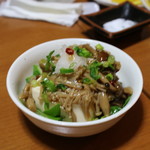 やきとん えん家 - しめじとなめたけ冷奴