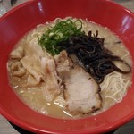 麺屋 青空 - 濃厚博多豚骨らーめん 大盛り