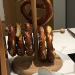 Munich Airport Lufthansa Business Lounge　G - ブレッツェル (Brezel)