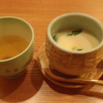 料理茶屋しまもと - まず、茶碗蒸しがくるのが嬉しいです♪