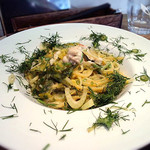 オステリア セーザモ - タラの白子とあおさのりのアーリオオーリオ リングイネ