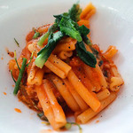 オステリア セーザモ - 自家製サルシッチャのトマトソース カサレッチ