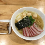 支那そば大和 - チャーシューエビワンタン麺 白だし 硬め＋メンマ