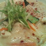 空と大地のトマト麺 Vegie  - 【2012年01月】豆乳キノコ麺のアップです。